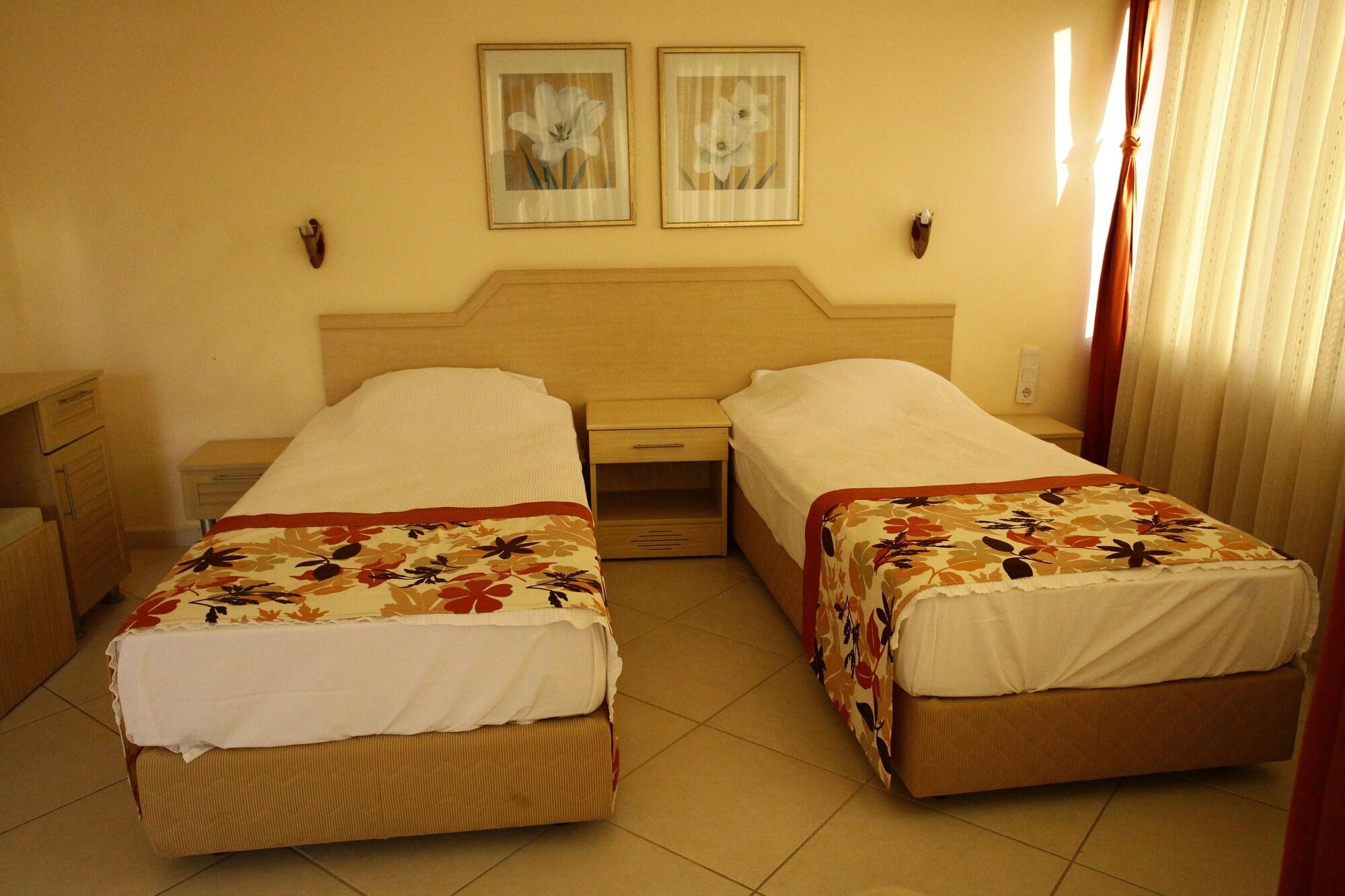 Malhun Hotel Fethiye Exteriör bild